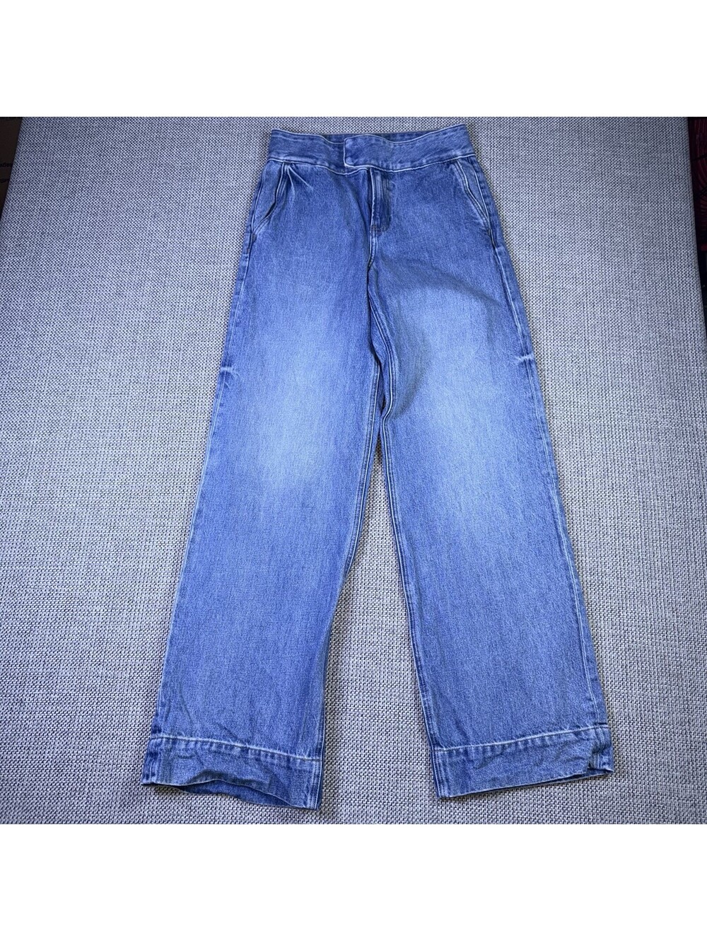 Express Wide Leg High Rise Jeans Women Size 2R Light Faded Wash